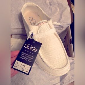 Hey dude white Aztec floral women’s size 9! New!